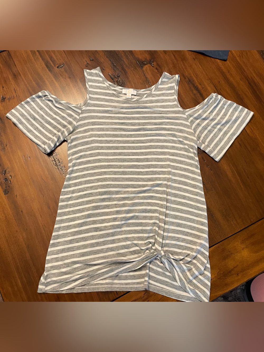 Charming Charlie Striped Cold-Shoulder Knot Front Women’s Top Size S